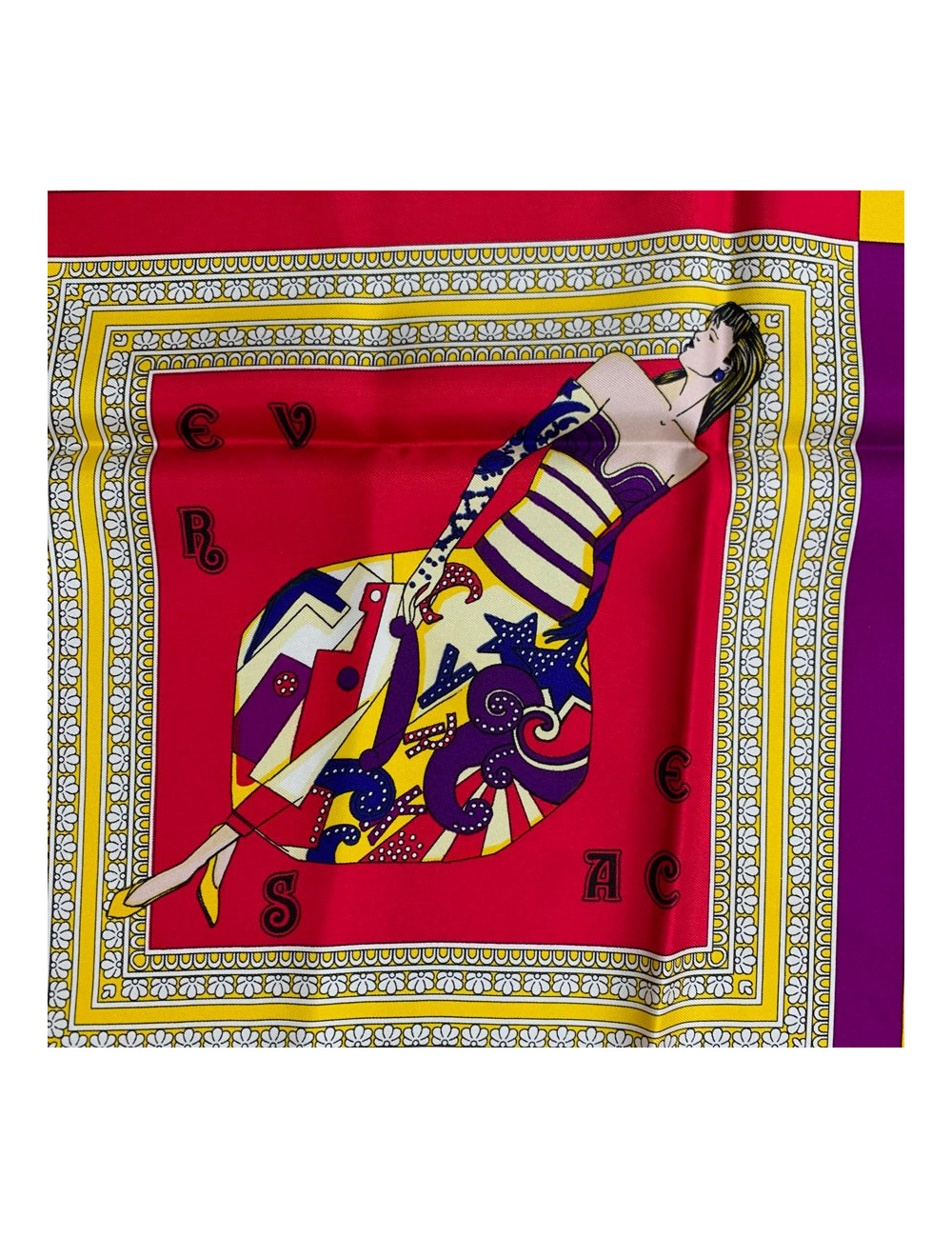 Carré VERSACE multicolore en soie