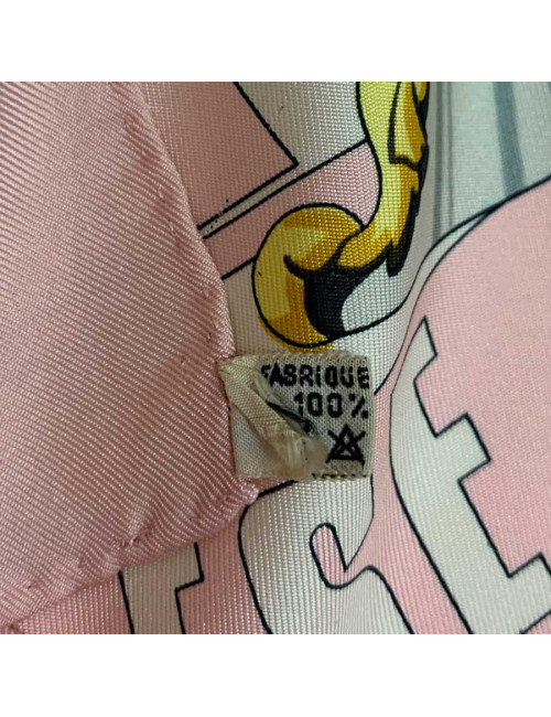 Carré HERMES Sextants rose pâle en soie