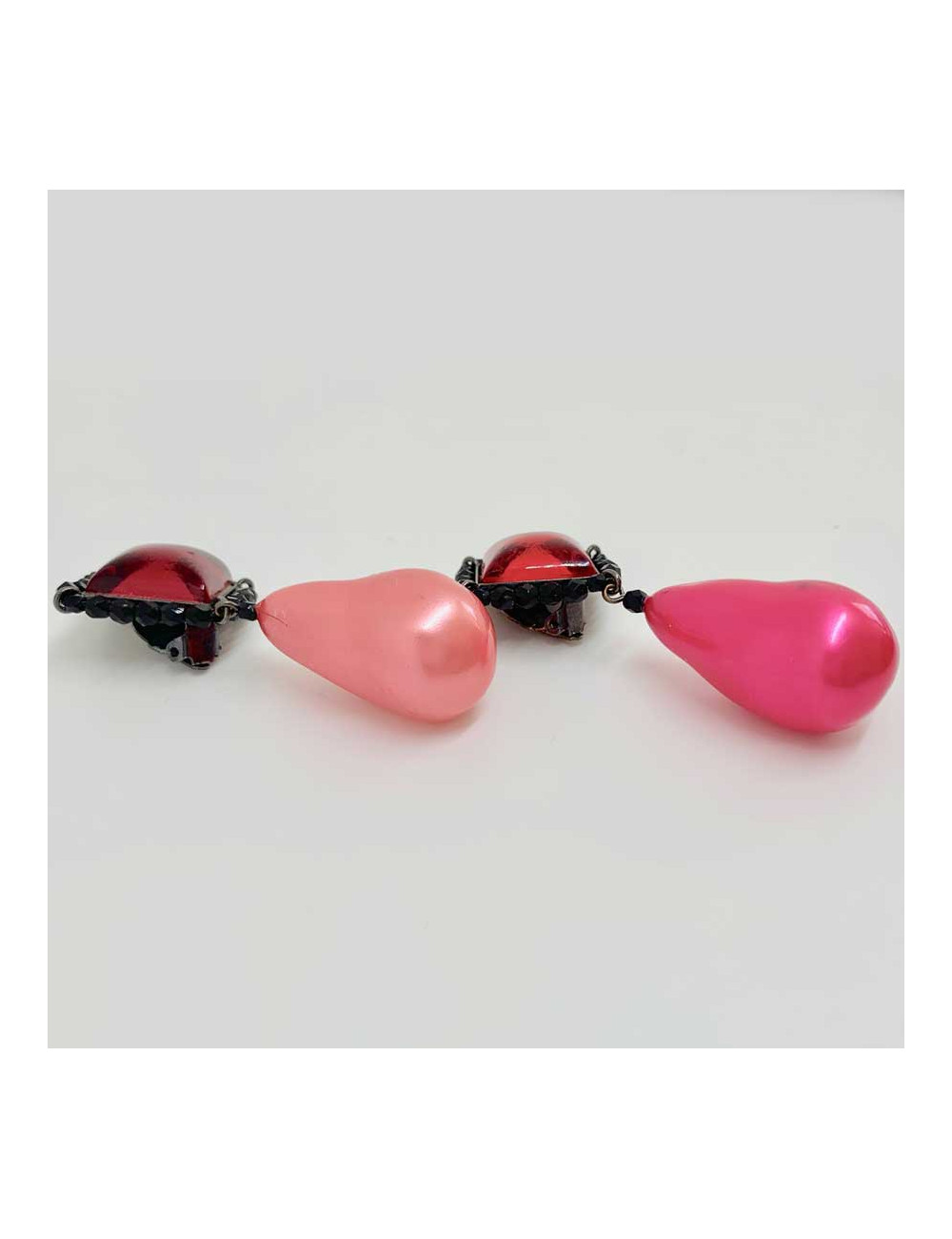 Boucles d'oreilles pendantes rose