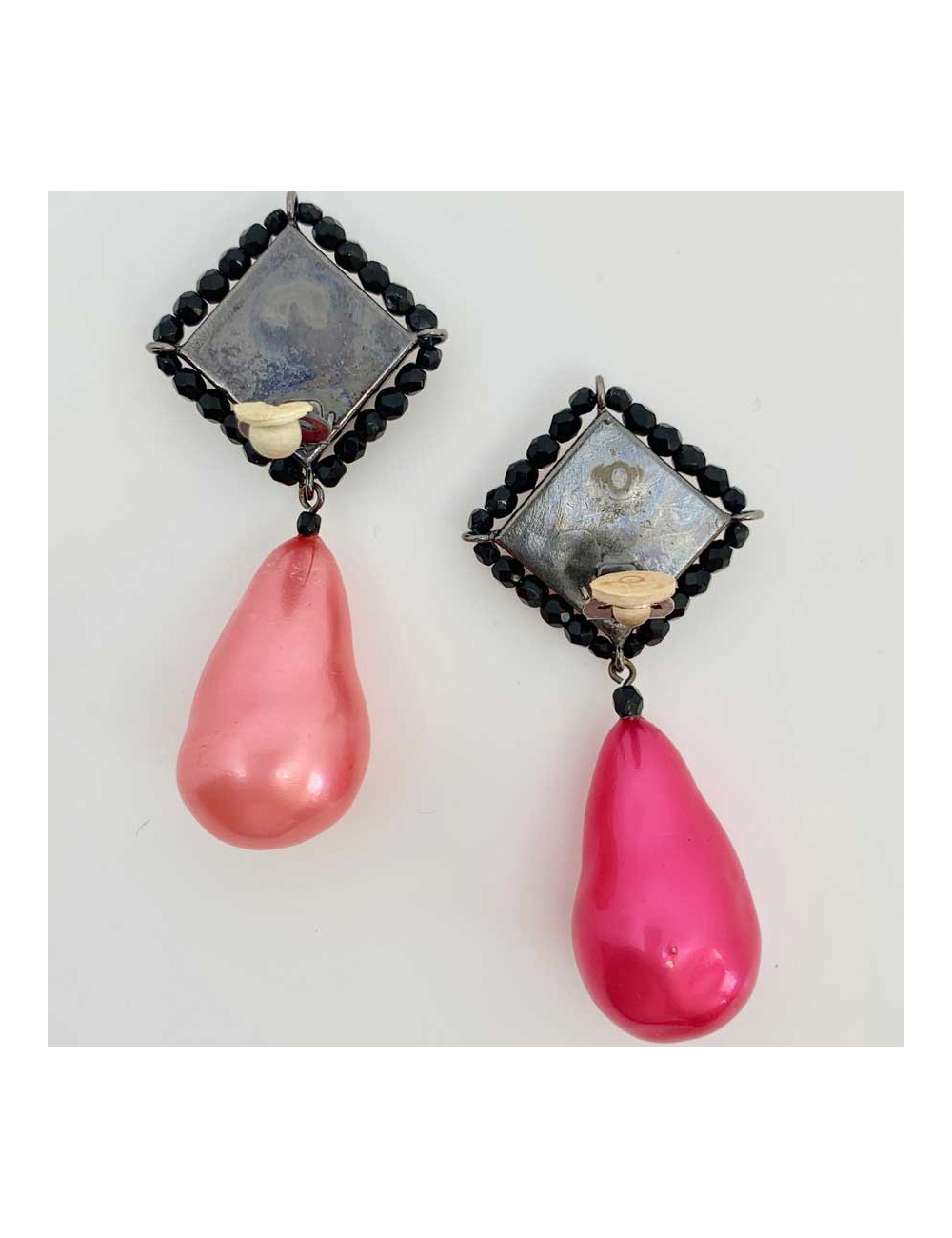 Boucles d'oreilles pendantes rose