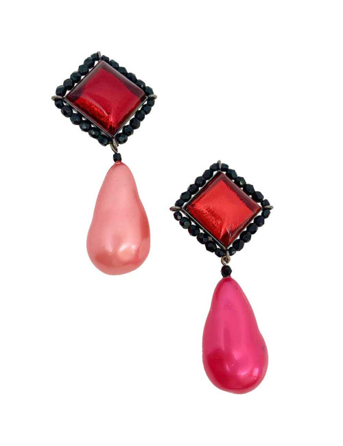 Boucles d'oreille perle rose non signés