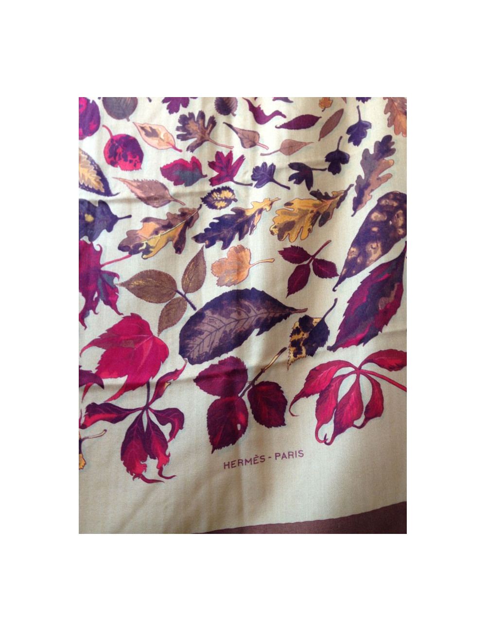 Châle HERMÈS cachemire et soie