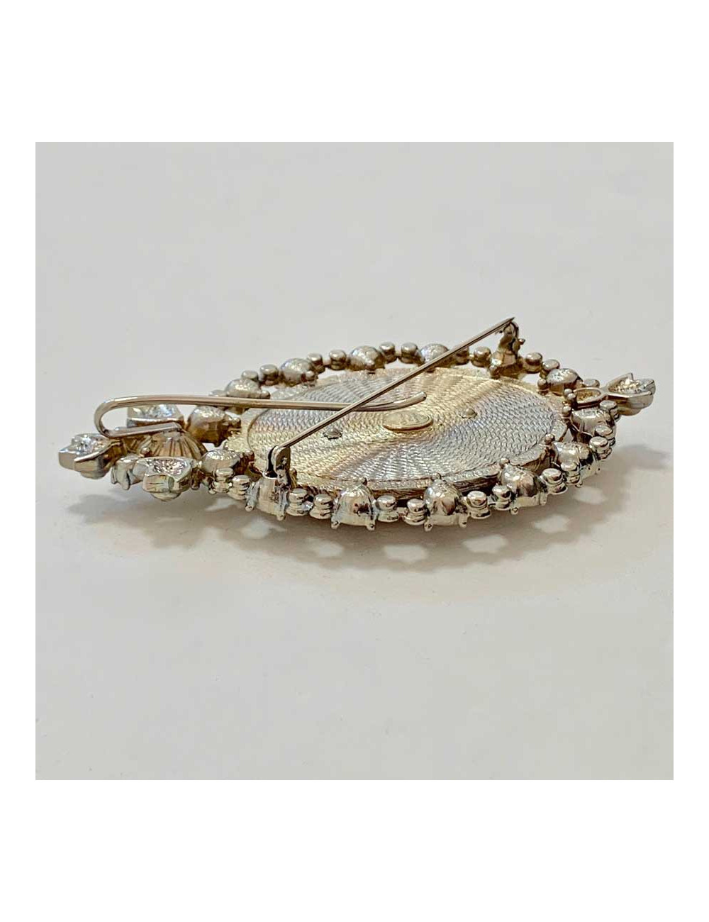 Broche Lyre DIOR en strass et résine orange