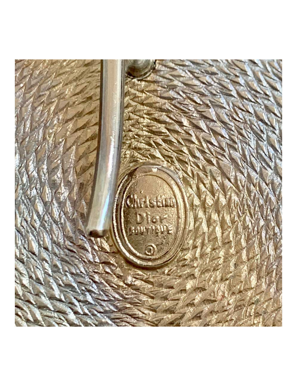 Broche Lyre DIOR en strass et résine orange