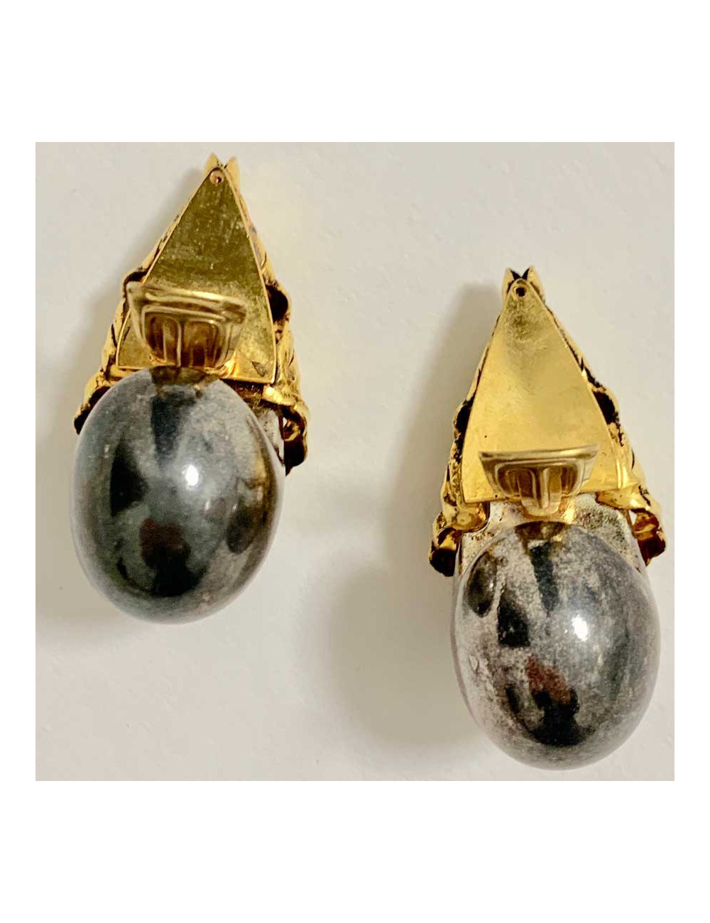 Boucles d'oreille clips ISABEL CANOVAS gris canon de fusil