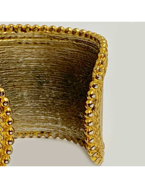 Manchette dorée attribuée à 