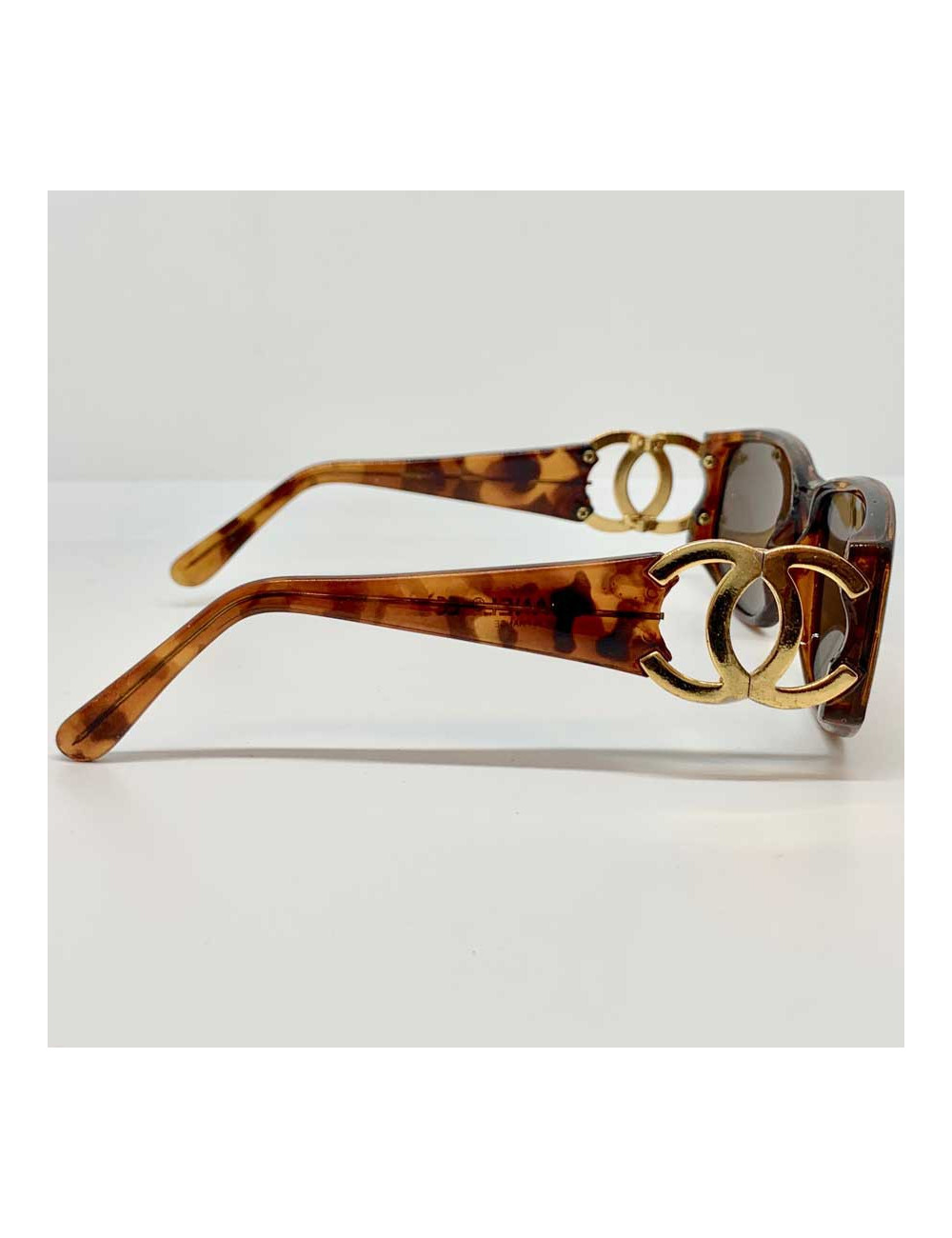 Lunettes de soleil CHANEL ecailles