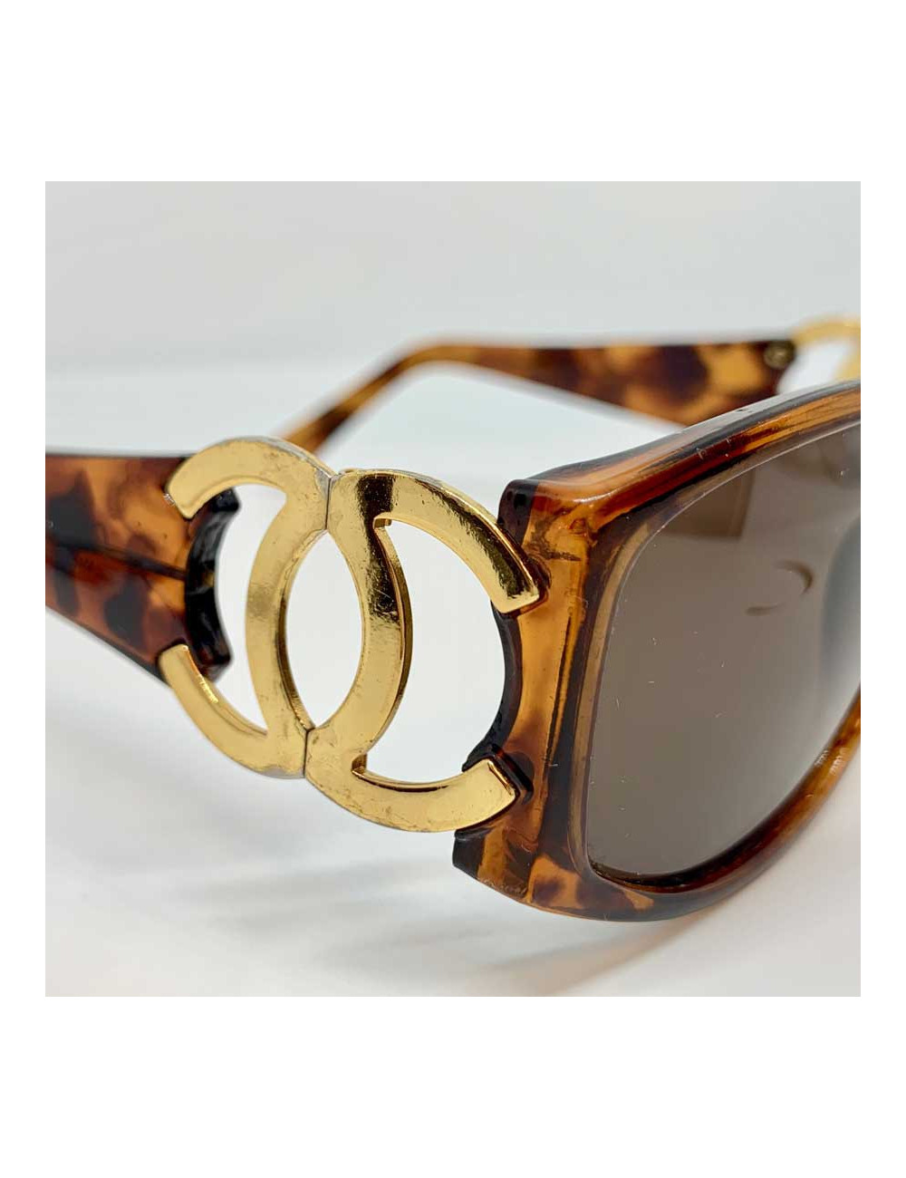 Lunettes de soleil CHANEL ecailles