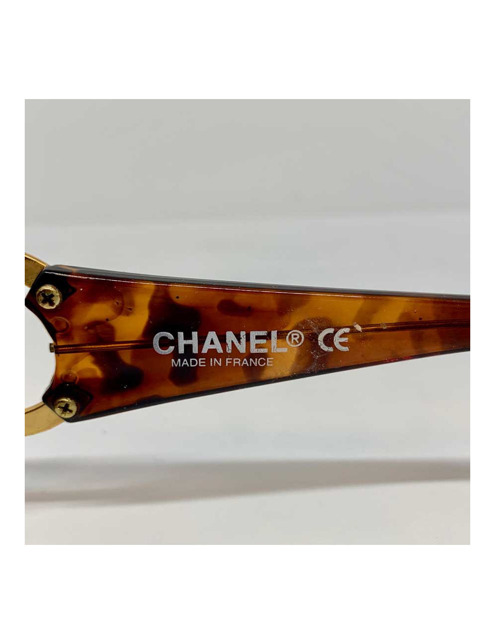 Lunettes de soleil CHANEL écailles marron et CC doré