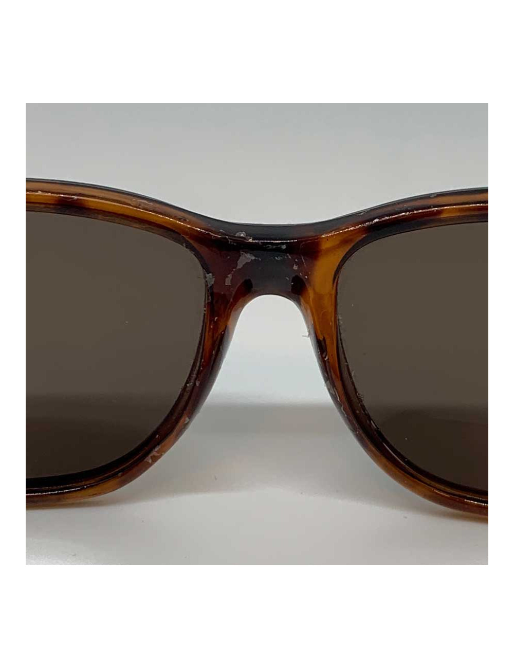 Lunettes de soleil CHANEL écailles marron et CC doré