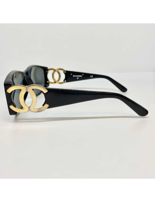 CHANEL CC sunglasses