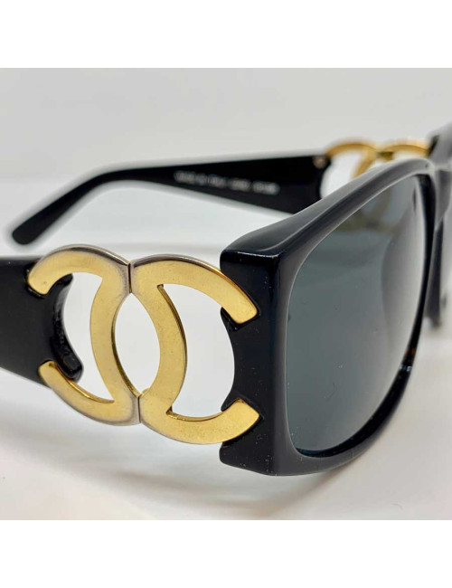 CHANEL CC sunglasses