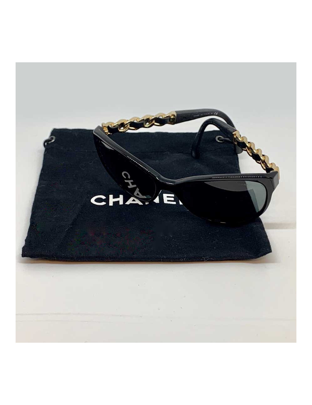 Lunettes CHANEL chaine et cuir noir et or