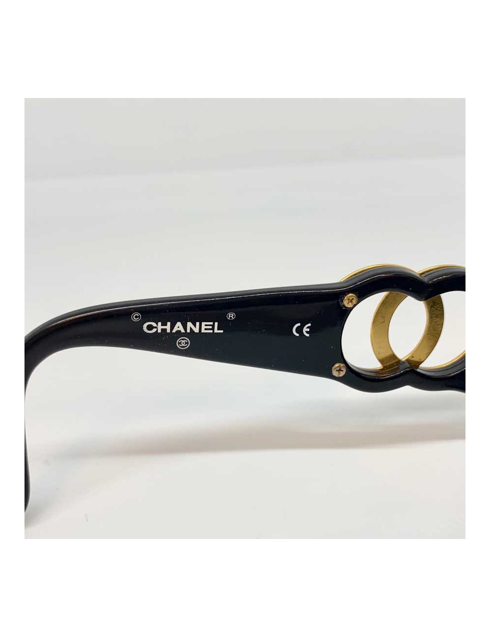 Vintage CHANEL Sunglasses CC in Gilt Metal and black acetate