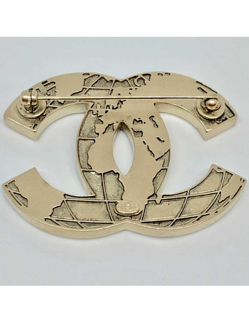 Broche mappe monde CC CHANEL