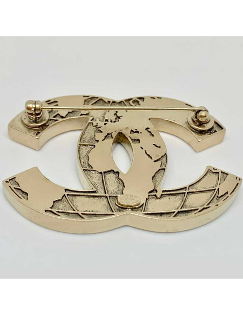 Broche mappe monde CC CHANEL