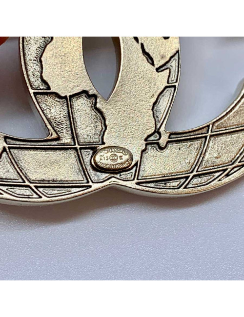 Broche mappe monde CC CHANEL