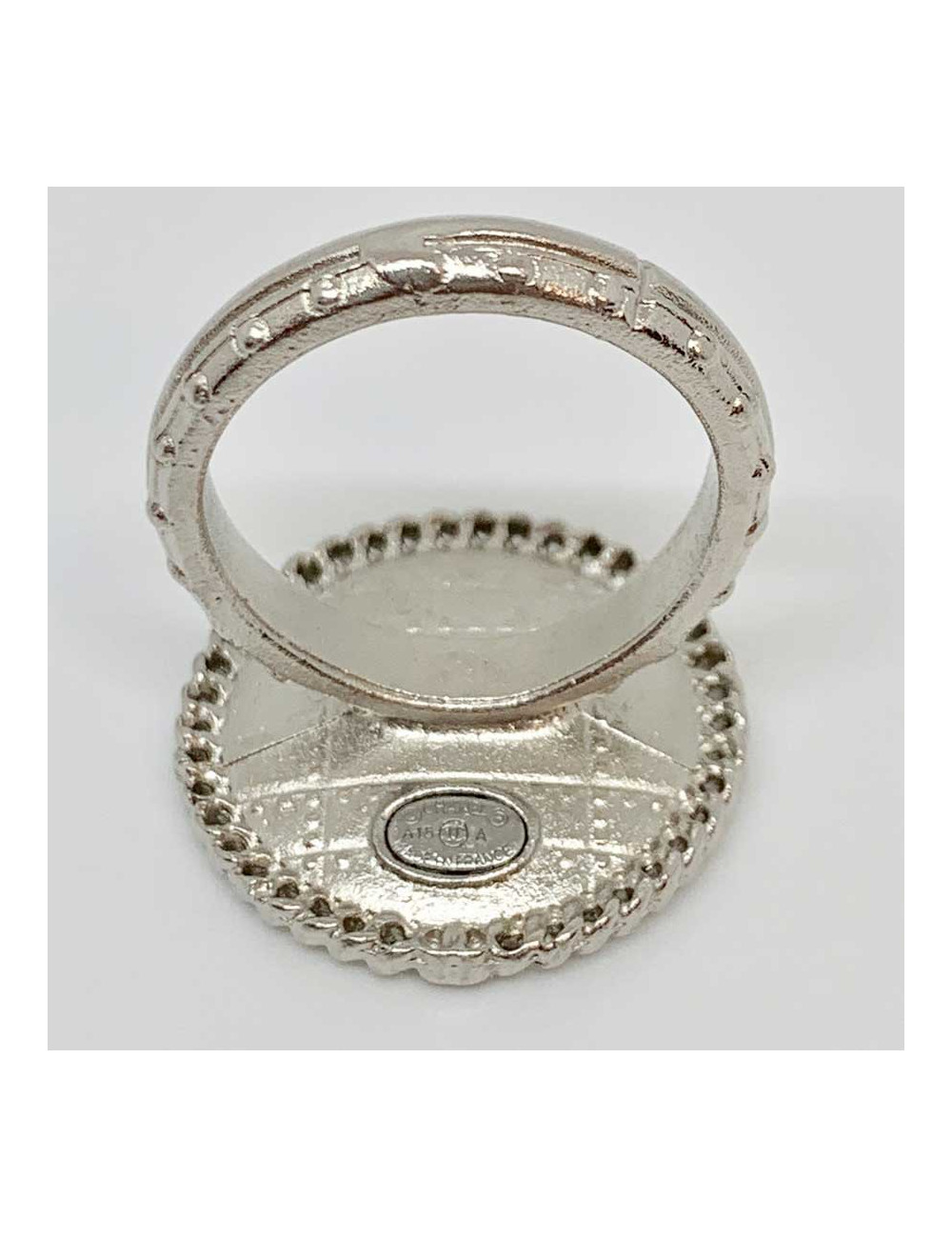 Bague CHANEL grise T51 CC en hologramme