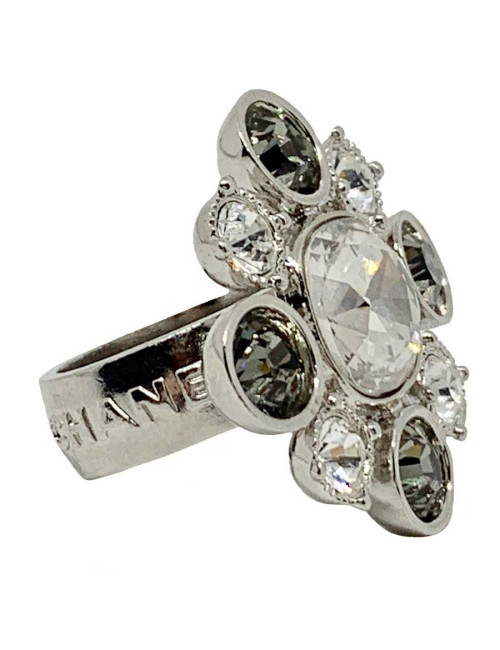 Bague CHANEL strass et métal argenté T53
