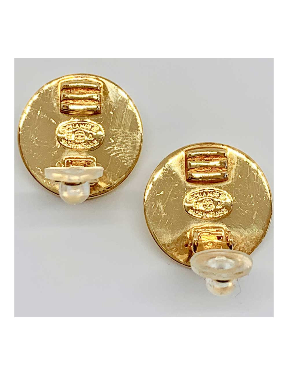 Boucles d'oreille CHANEL bicolores