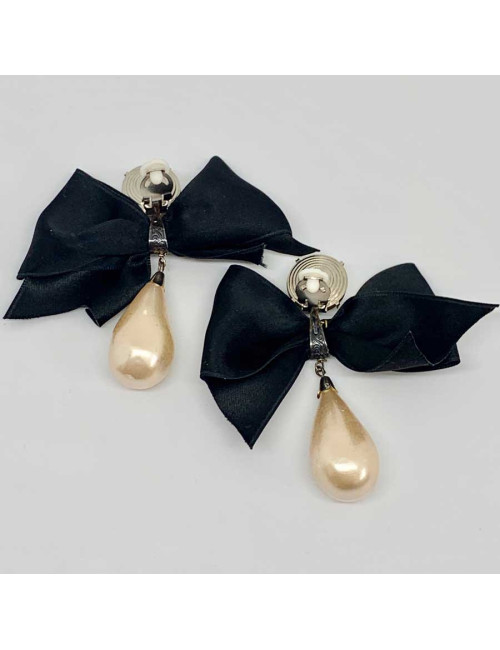 Clips pendantes perles poires nacrées