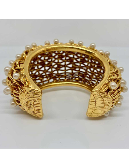 Manchette CHANEL grillage et perles nacrées