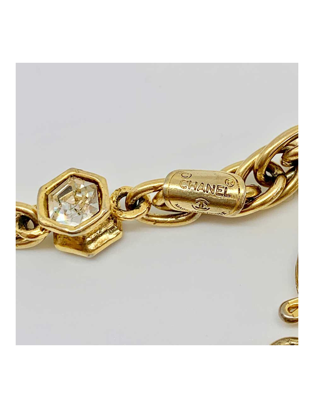 Collier vintage CC CHANEL strass et métal doré