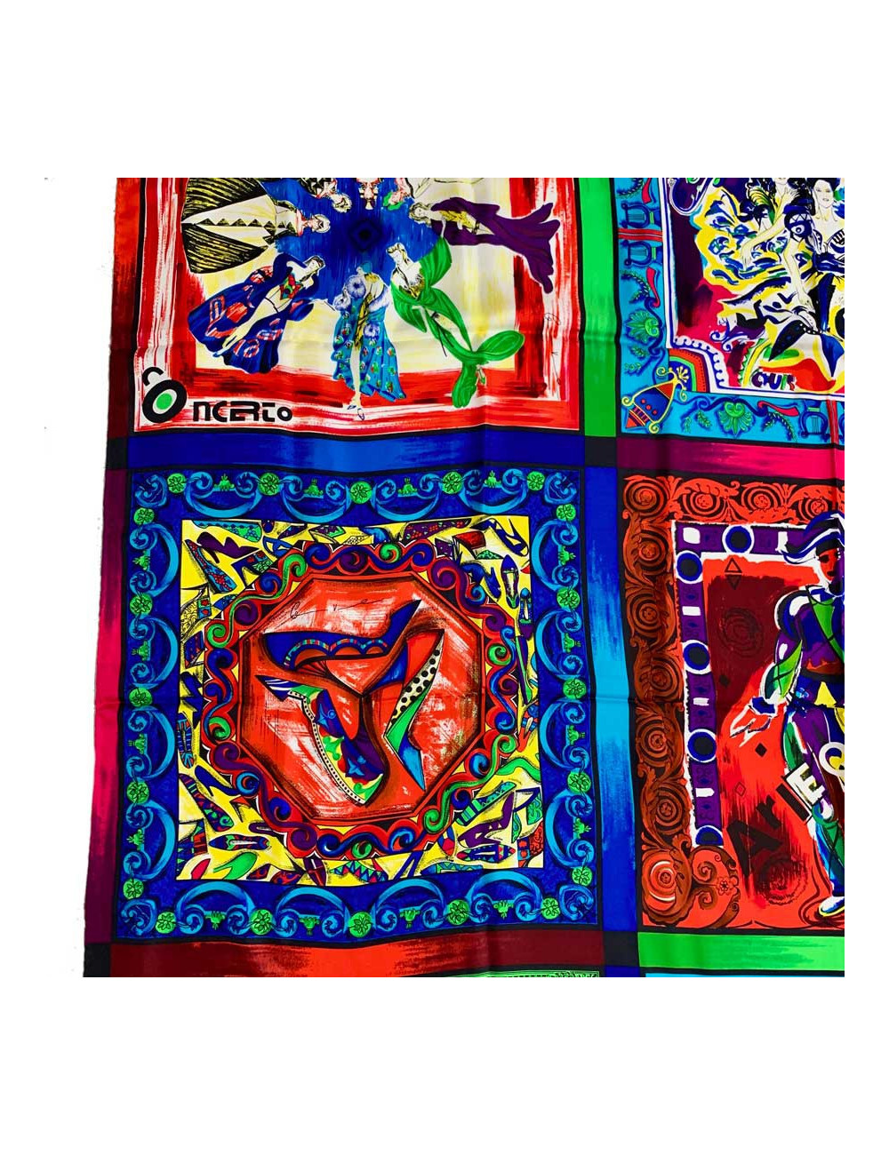 Grand foulard GIANNI VERSACE en soie multicolore