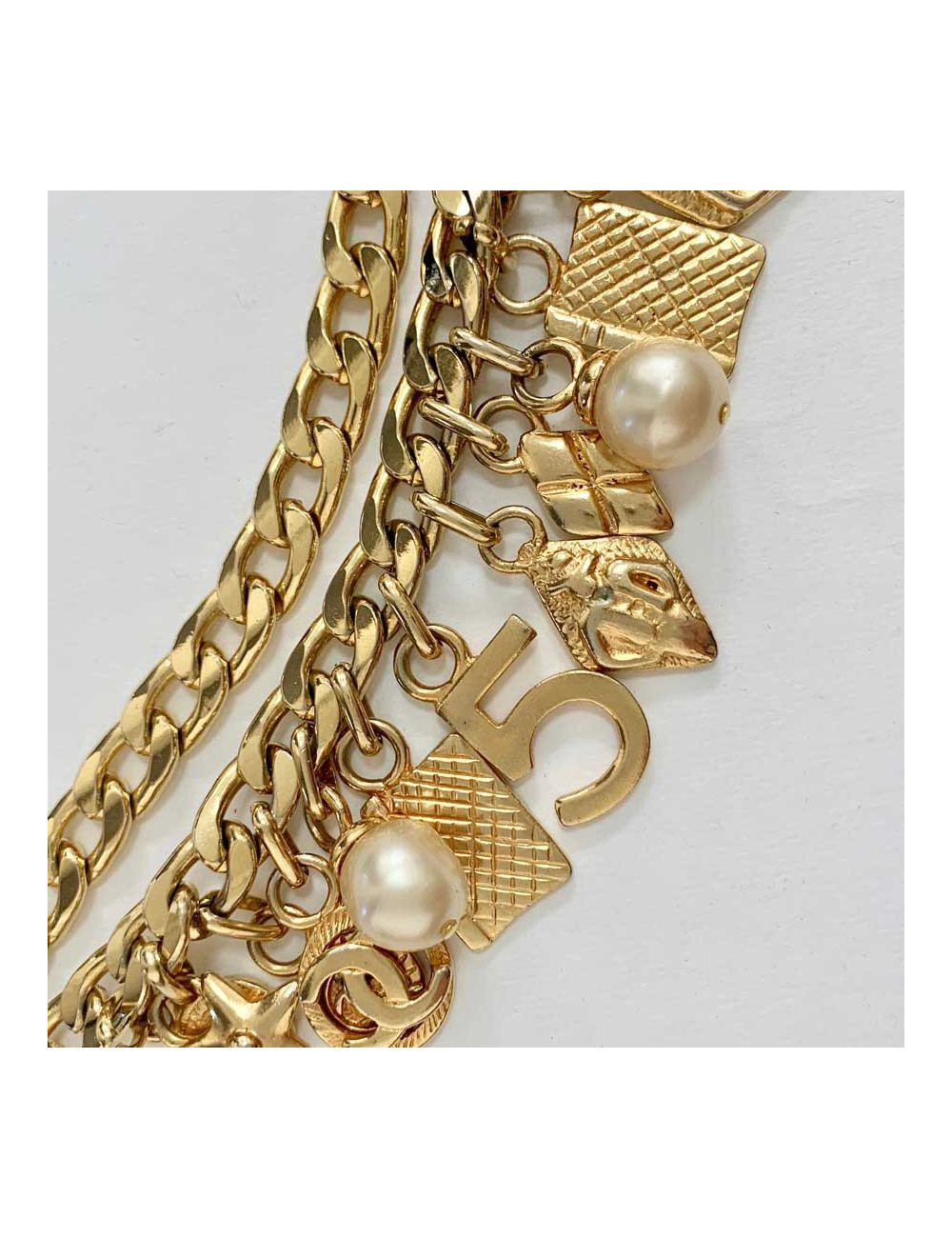 Ceinture sautoir CHANEL avec breloques Vintage