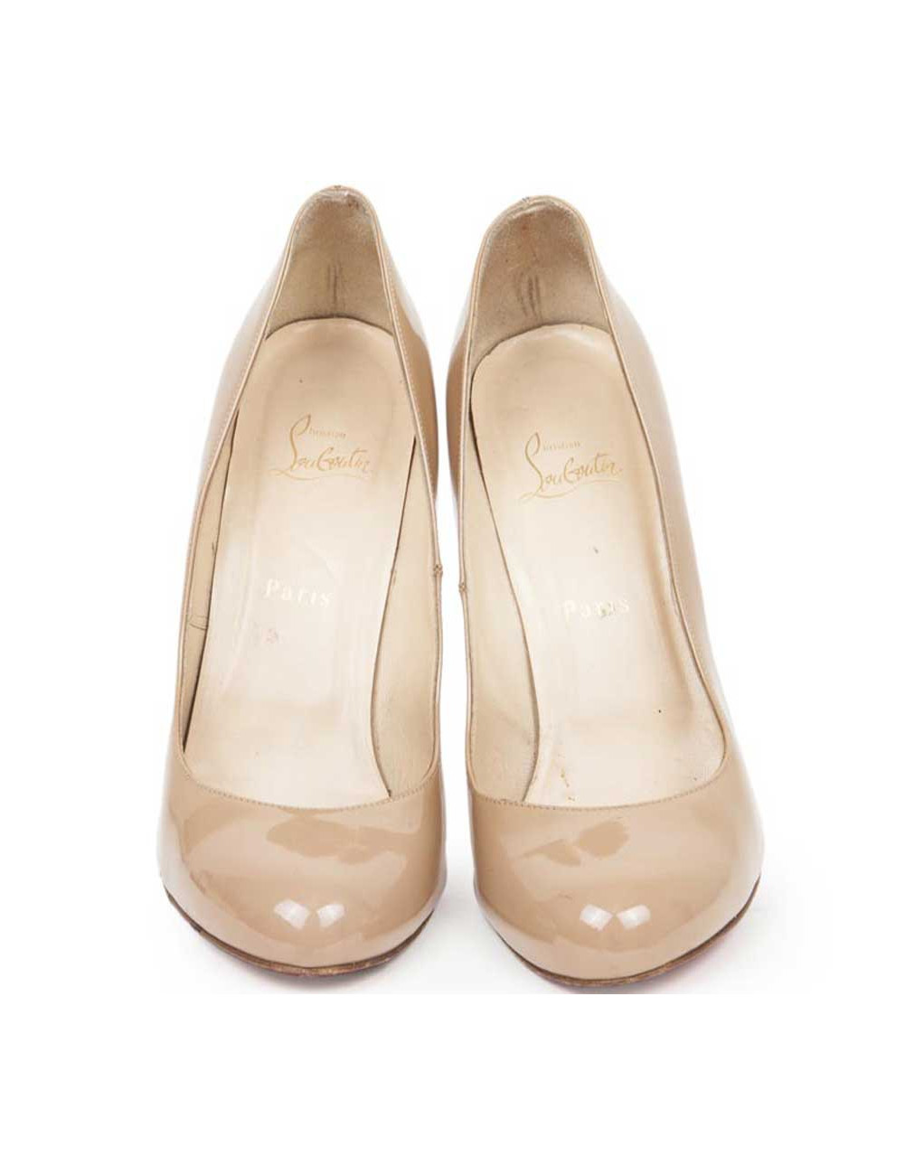 Escarpins LOUBOUTIN T 40 beige lacqué