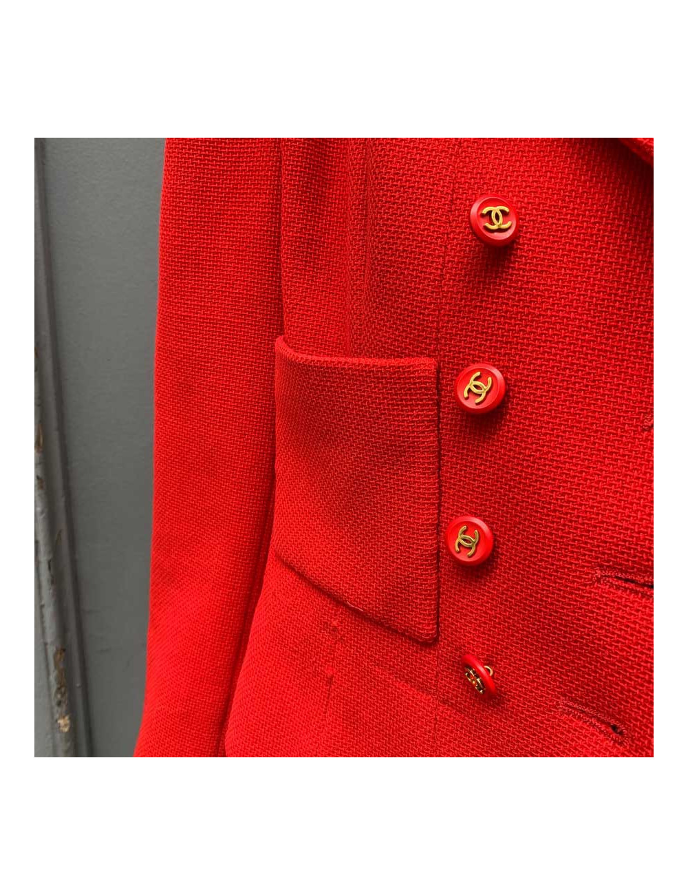 Veste T40 CHANEL Collection 95 en soie rouge 