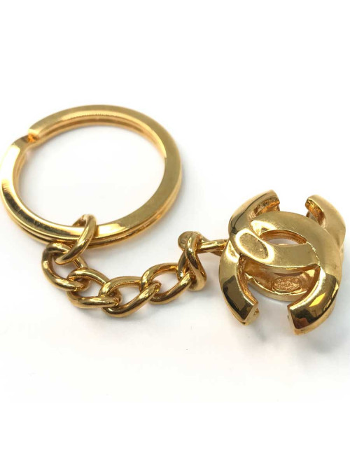 Porte-clefs CHANEL métal doré siglé C C