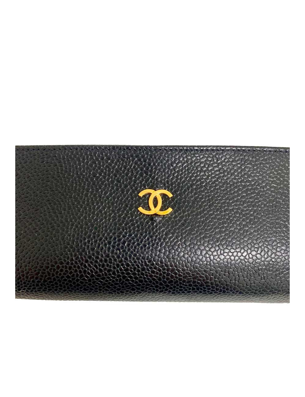 CHANEL black caviar leather case