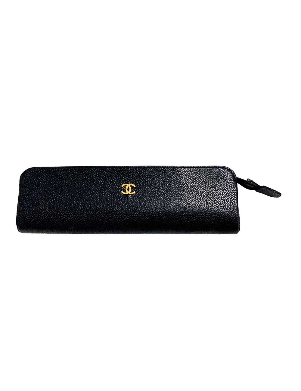 CHANEL black caviar leather case