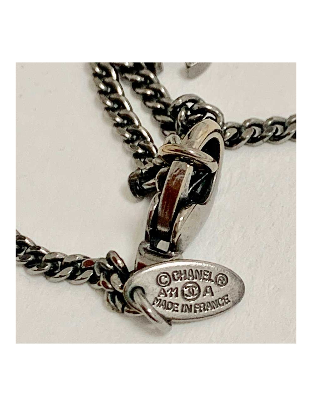 Collier camélias CHANEL