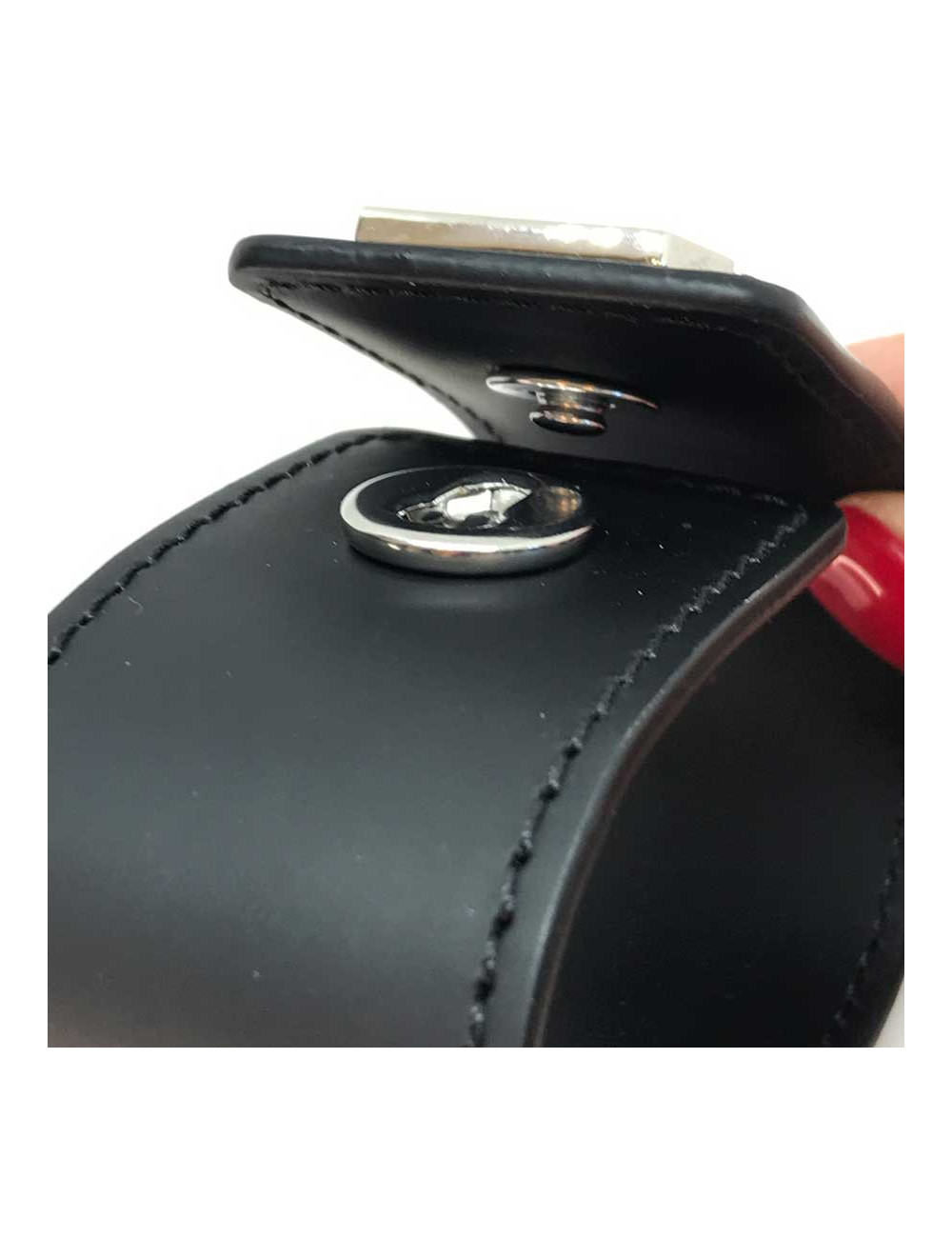 Bracelet Louis Vuitton cuir noir