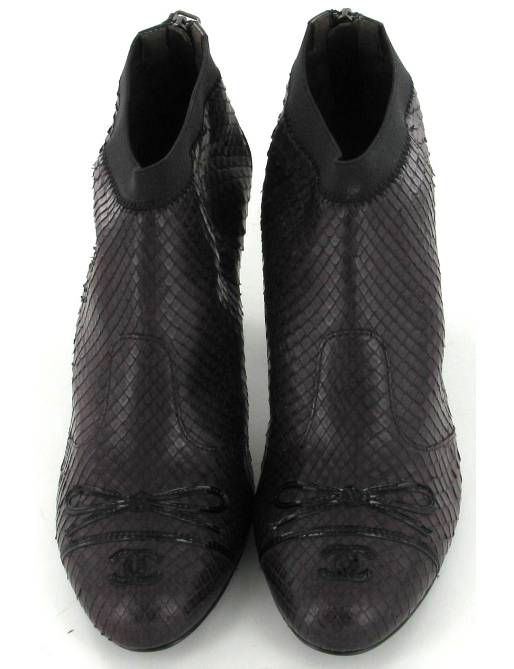 Bottines CHANEL en python naturel violet T 36