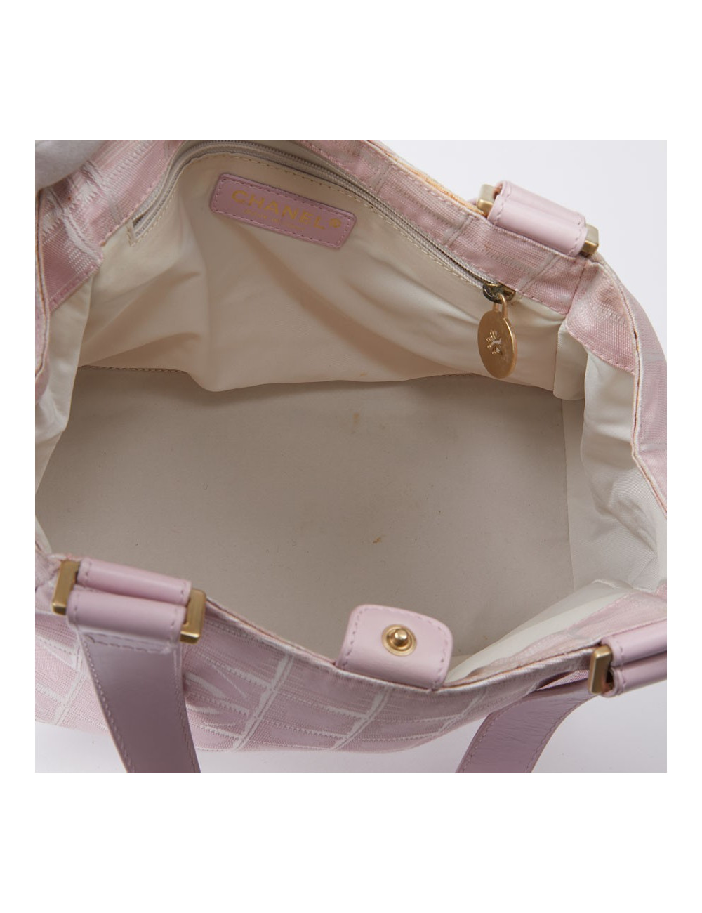 Sac Chanel en toile monogram rose