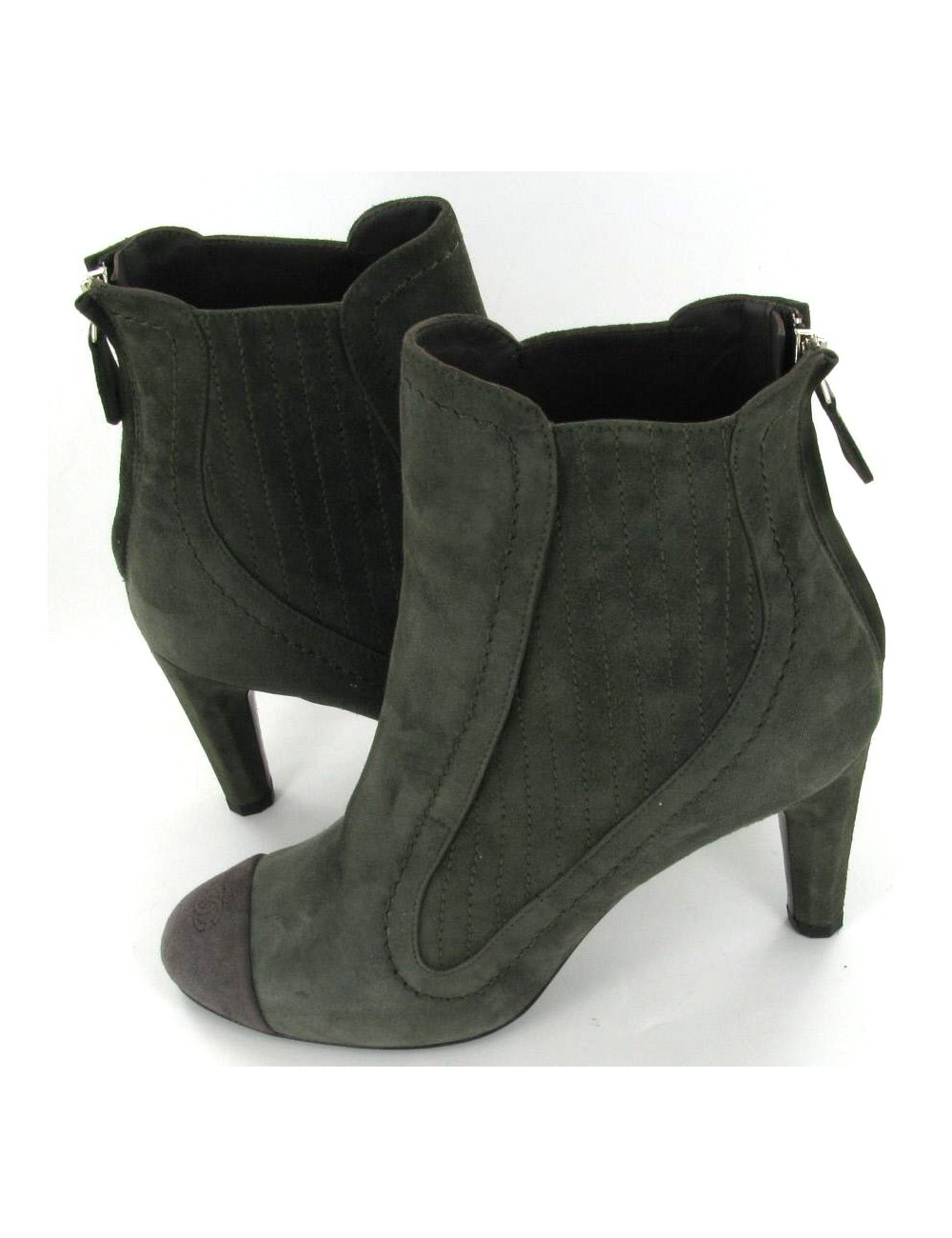 Bottines CHANEL veau velours kaki T 36