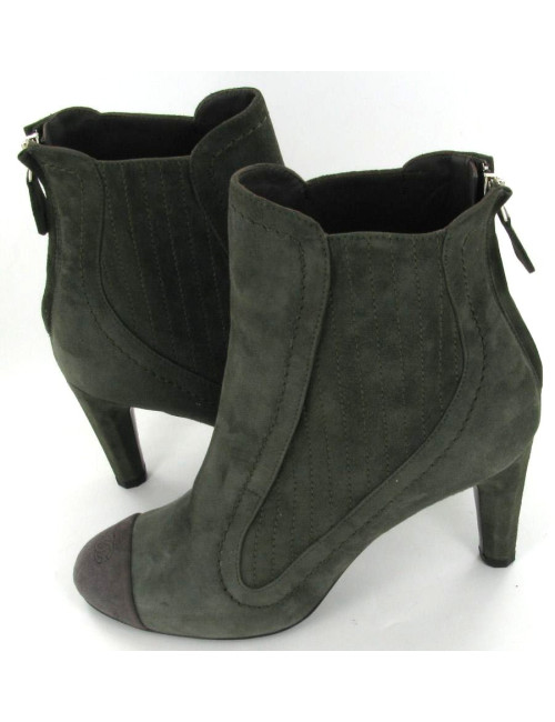 Bottines CHANEL veau velours kaki T 36