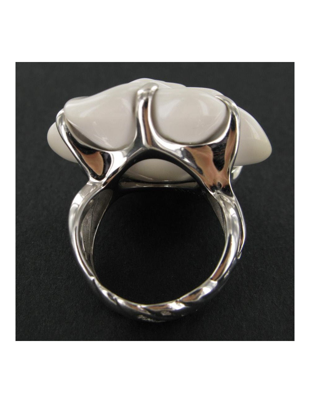 Bague CHANEL Camélia T 58