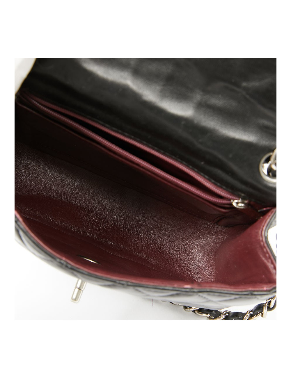 Mini sac CHANEL cuir lisse matelassé