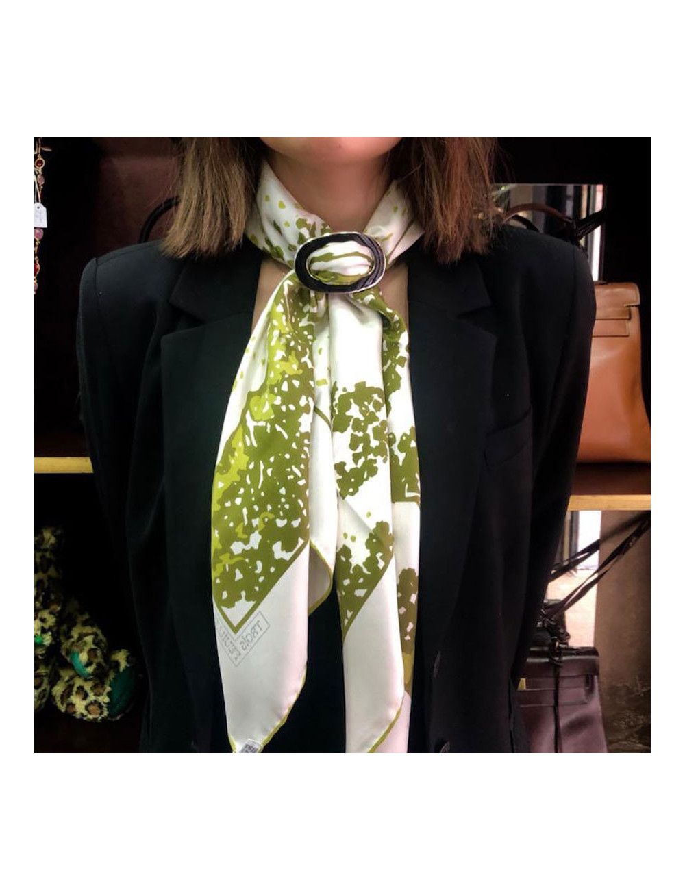 Boucle HERMES chaine d'ancre émaillée noire