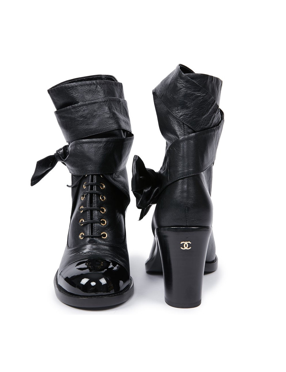 Boots CHANEL T39 noires bout vernis