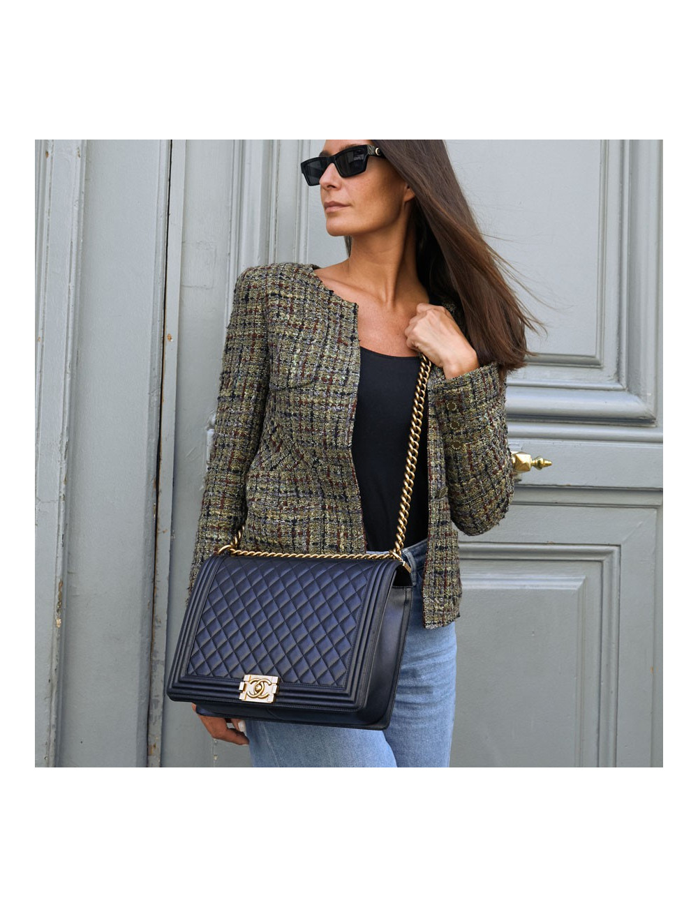 Sac "BOY" CHANEL cuir noir matelassé