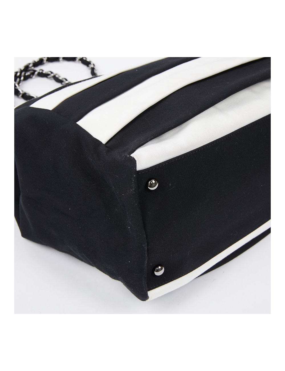 Sac bicolore chanel noir et blanc