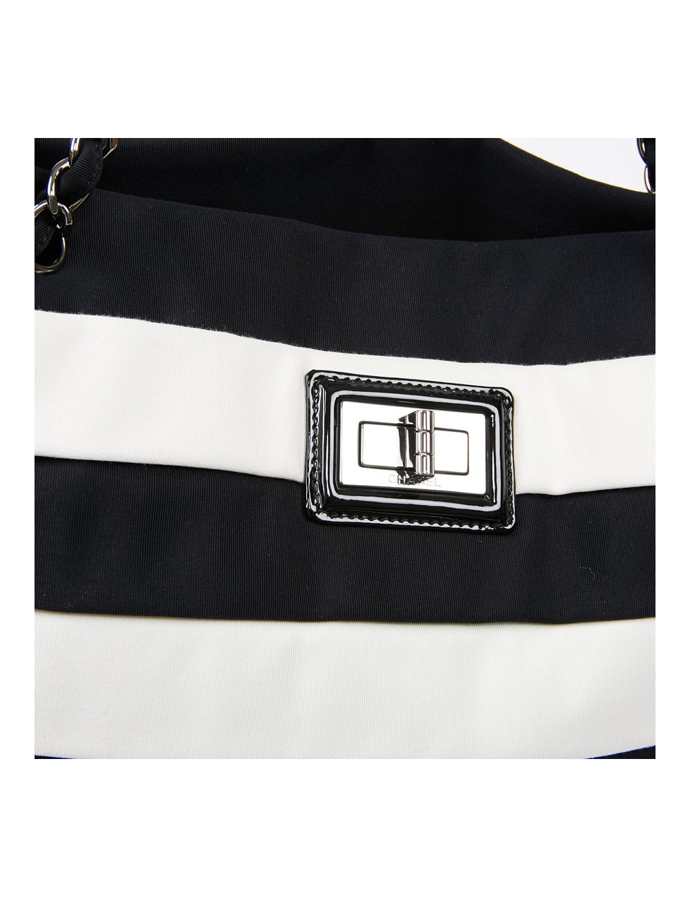 Sac bicolore chanel noir et blanc