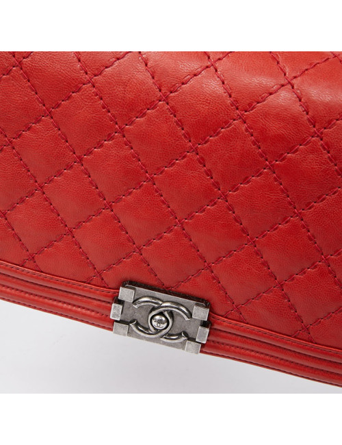 CHANEL Boy cuir rouge