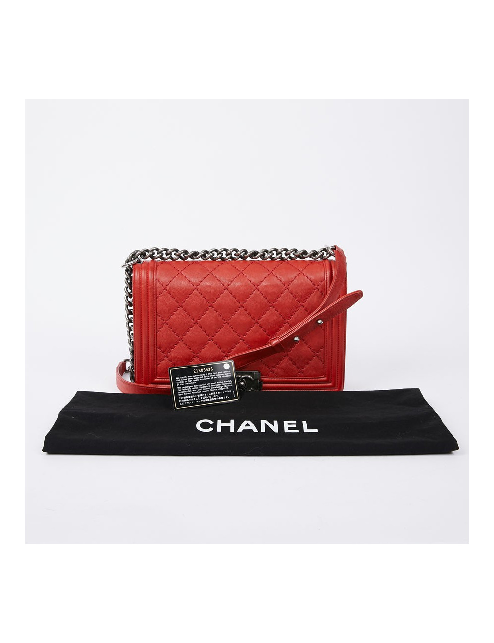 CHANEL Boy cuir rouge