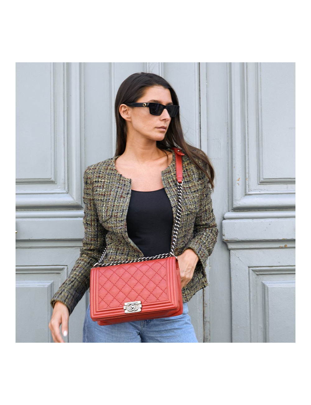 CHANEL Boy en cuir matelassé rouge